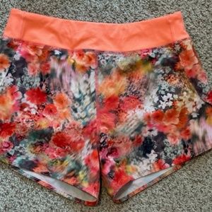 Athleta Girl Run the World 3" Shorts XL 14